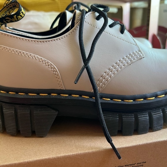 Dr. Martens Audrick 3-eye  platform shoe - Picture 4 of 7